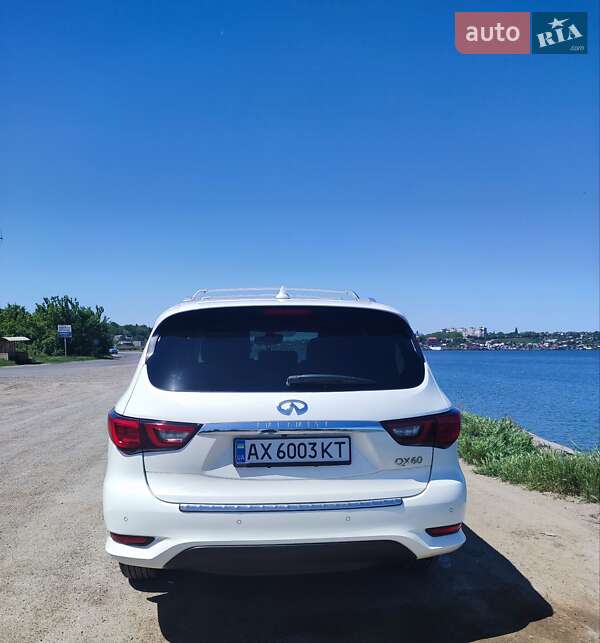 Внедорожник / Кроссовер Infiniti QX60 2018 в Одессе