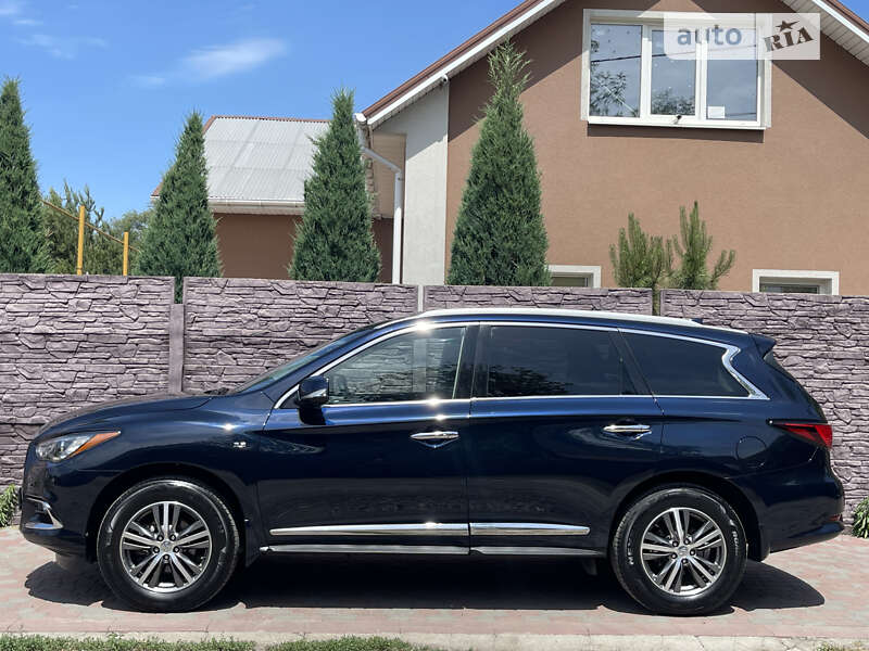 Позашляховик / Кросовер Infiniti QX60 2019 в Дніпрі