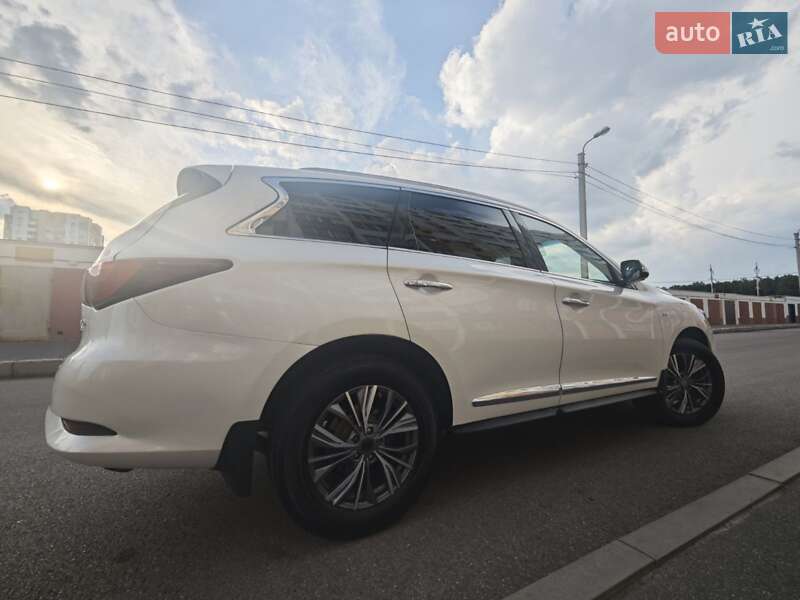 Внедорожник / Кроссовер Infiniti QX60 2017 в Харькове