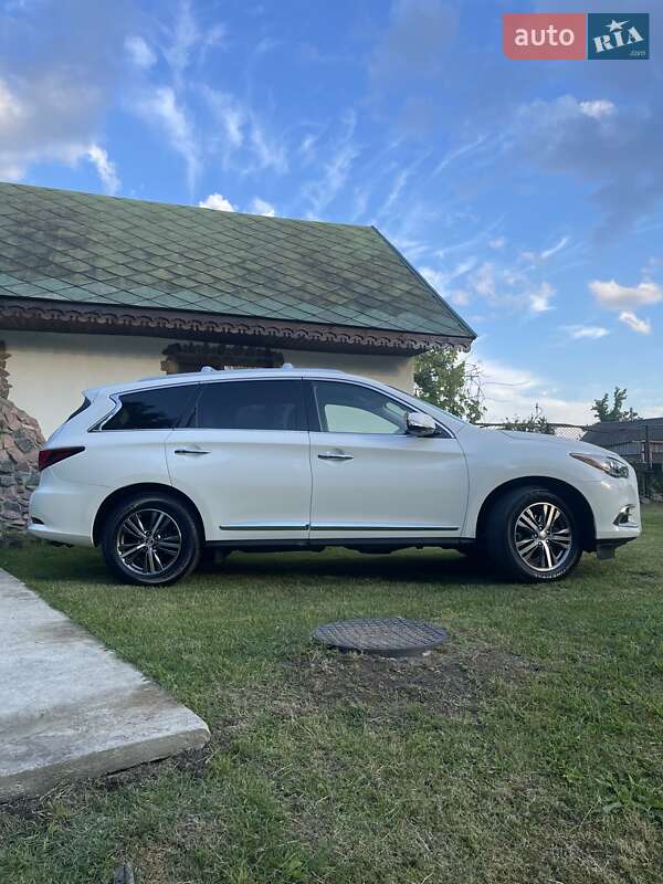 Внедорожник / Кроссовер Infiniti QX60 2017 в Киеве