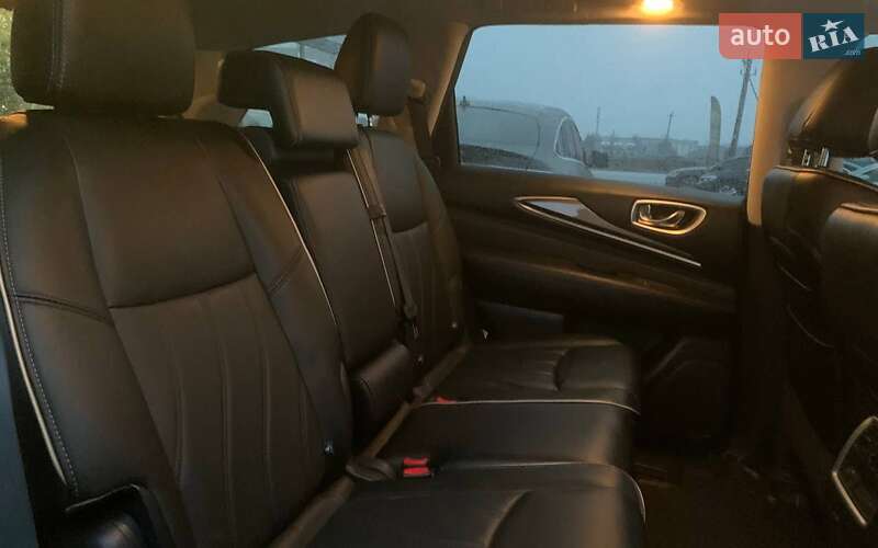 Внедорожник / Кроссовер Infiniti QX60 2016 в Мукачево