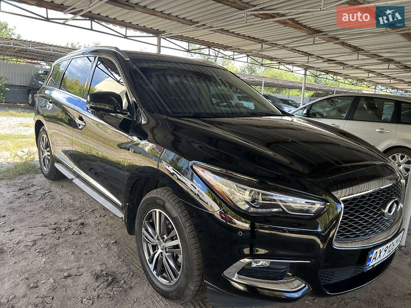 Infiniti QX60 2019