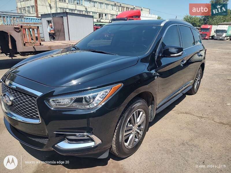 Внедорожник / Кроссовер Infiniti QX60 2019 в Киеве