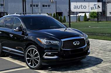 Внедорожник / Кроссовер Infiniti QX60 2016 в Мукачево