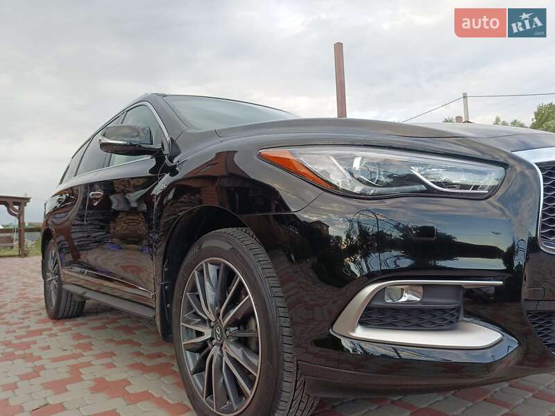Позашляховик / Кросовер Infiniti QX60 2016 в Києві
