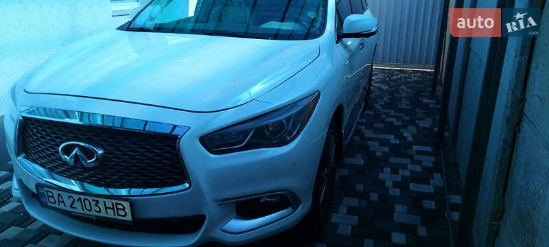 Внедорожник / Кроссовер Infiniti QX60 2017 в Александрие