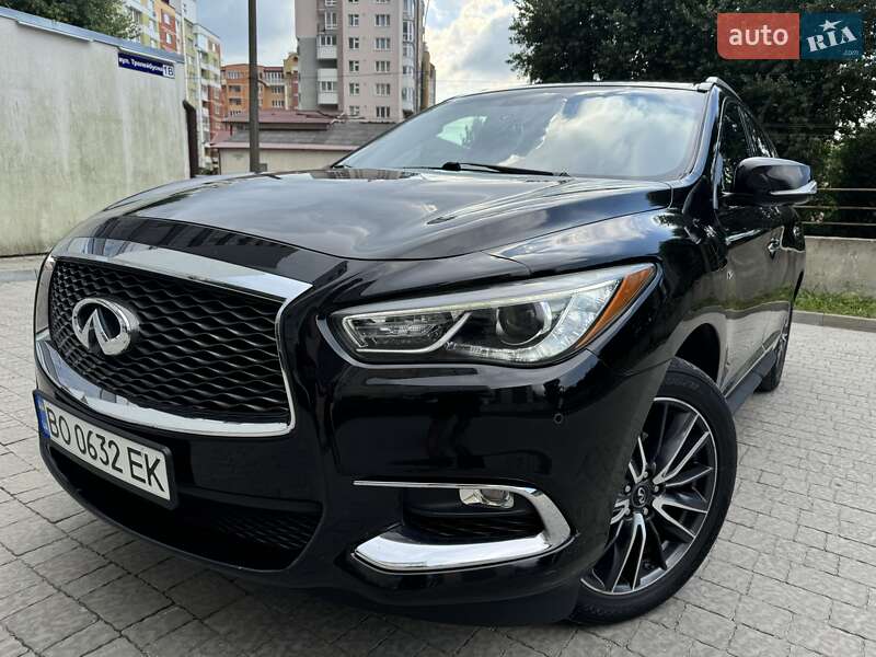 Внедорожник / Кроссовер Infiniti QX60 2016 в Тернополе