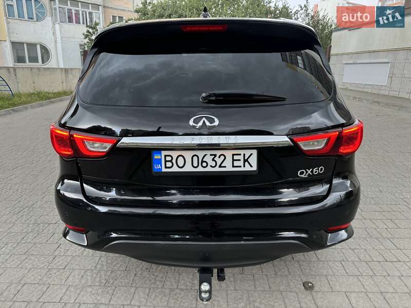 Внедорожник / Кроссовер Infiniti QX60 2016 в Тернополе