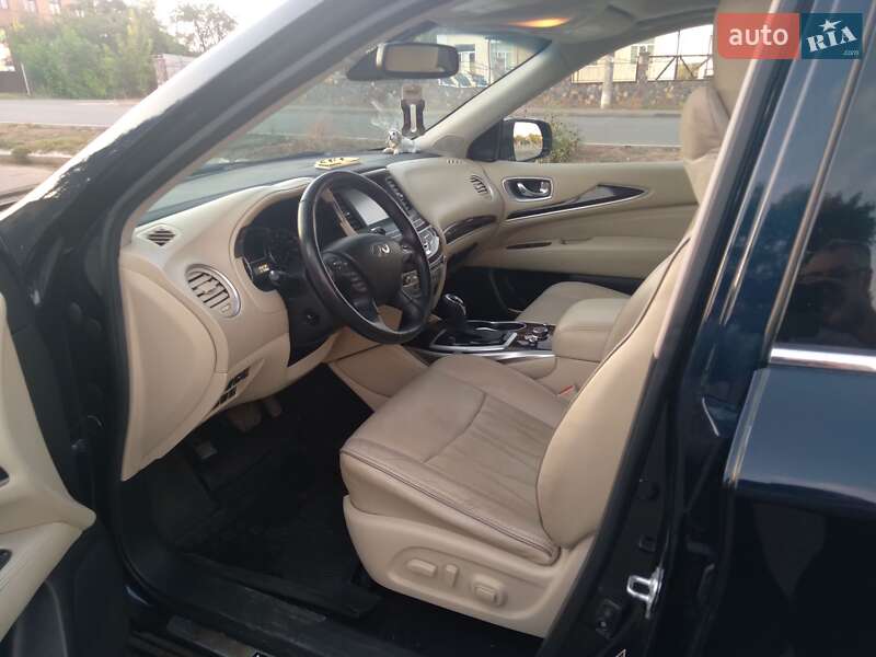 Внедорожник / Кроссовер Infiniti QX60 2017 в Теплике