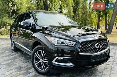 Внедорожник / Кроссовер Infiniti QX60 2017 в Киеве