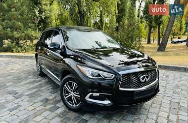 Внедорожник / Кроссовер Infiniti QX60 2017 в Киеве