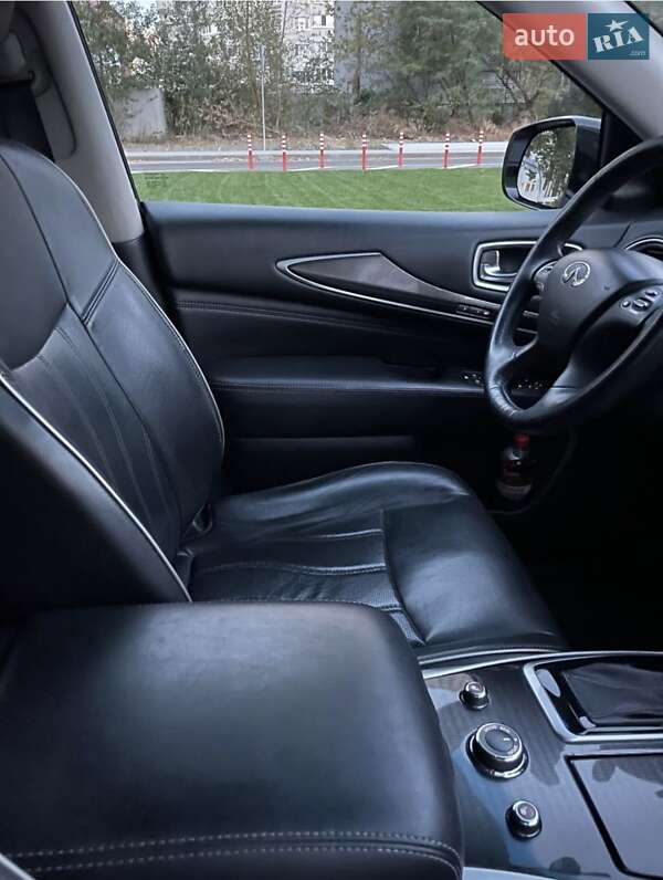 Внедорожник / Кроссовер Infiniti QX60 2016 в Киеве