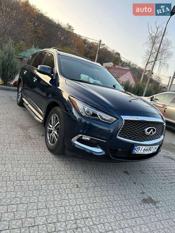 Позашляховик / Кросовер Infiniti QX60 2017 в Полтаві