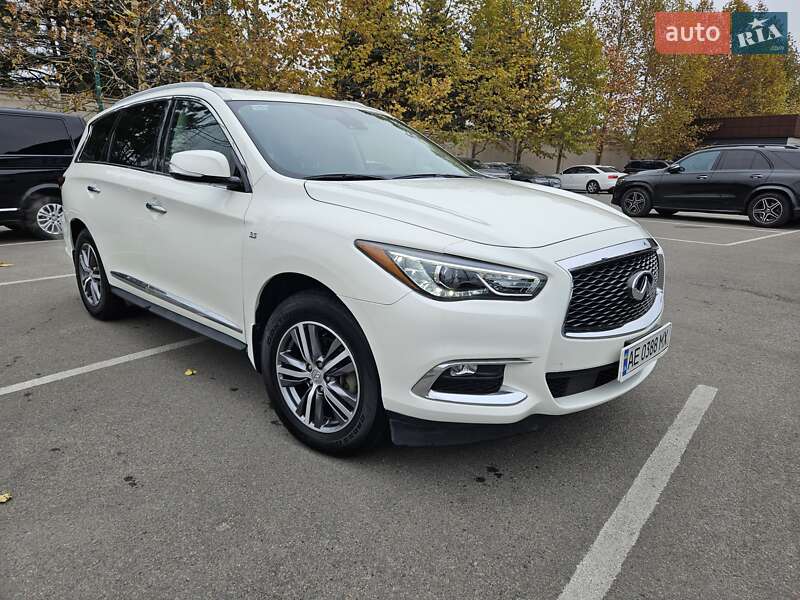 Infiniti QX60 2019