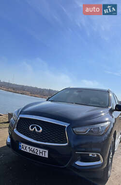 Позашляховик / Кросовер Infiniti QX60 2017 в 