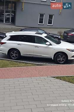 Внедорожник / Кроссовер Infiniti QX60 2019 в 