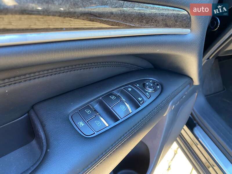 Позашляховик / Кросовер Infiniti QX60 2014 в Львові