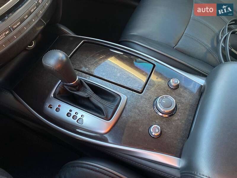 Позашляховик / Кросовер Infiniti QX60 2014 в Львові