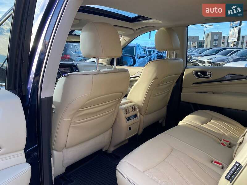 Внедорожник / Кроссовер Infiniti QX60 2018 в Львове