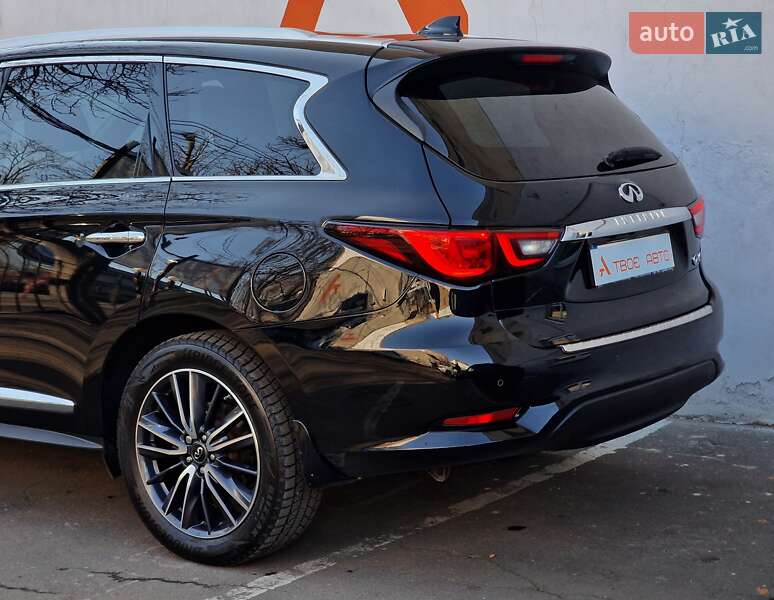 Внедорожник / Кроссовер Infiniti QX60 2018 в Одессе