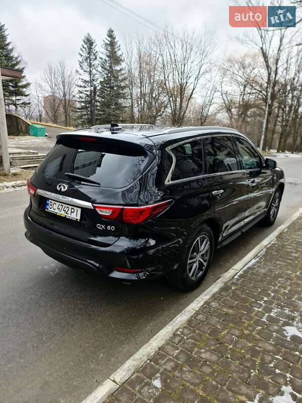 Внедорожник / Кроссовер Infiniti QX60 2016 в Трускавце