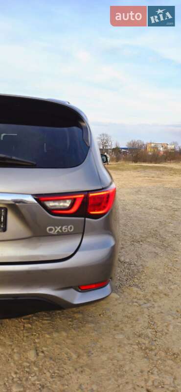 Внедорожник / Кроссовер Infiniti QX60 2019 в Калуше