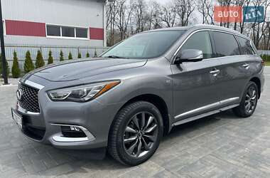 Внедорожник / Кроссовер Infiniti QX60 2017 в 
