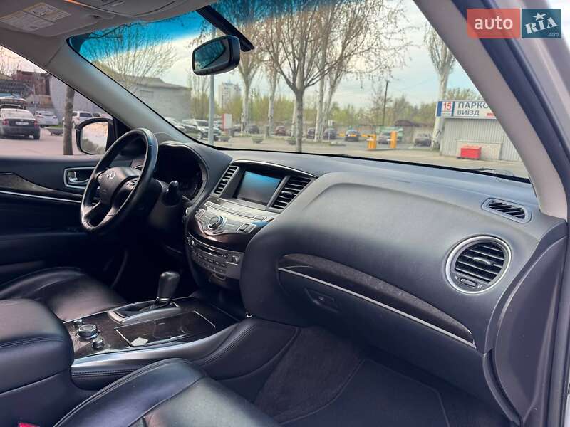 Внедорожник / Кроссовер Infiniti QX60 2015 в Днепре