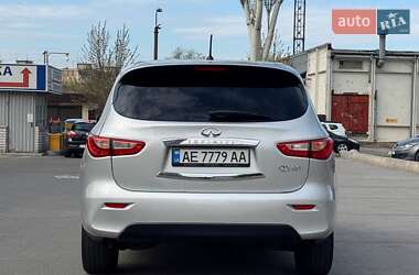 Внедорожник / Кроссовер Infiniti QX60 2015 в 