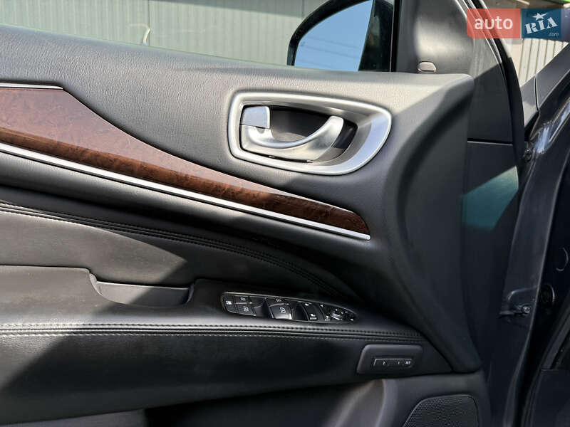 Позашляховик / Кросовер Infiniti QX60 2014 в Львові