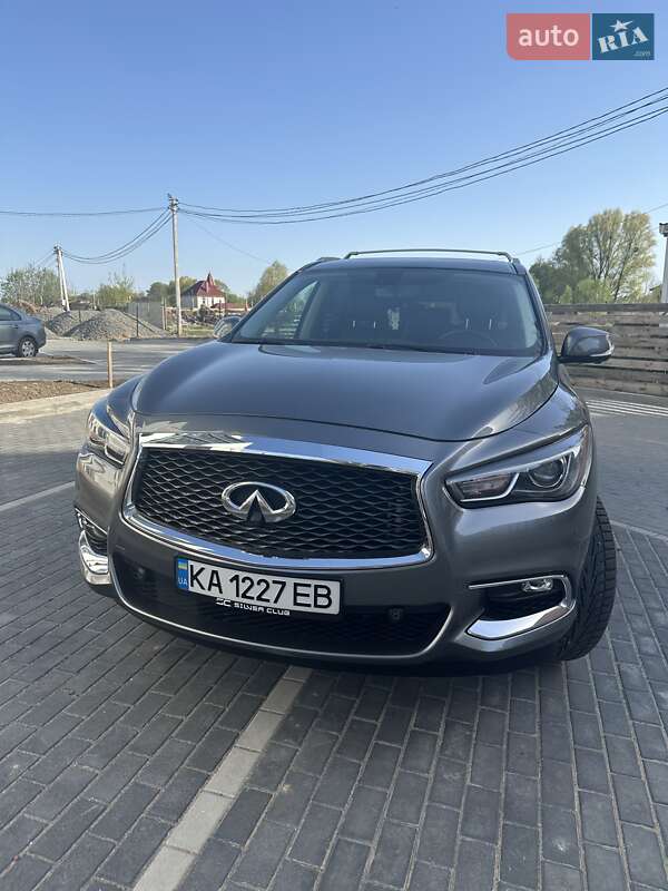 Внедорожник / Кроссовер Infiniti QX60 2017 в Киеве
