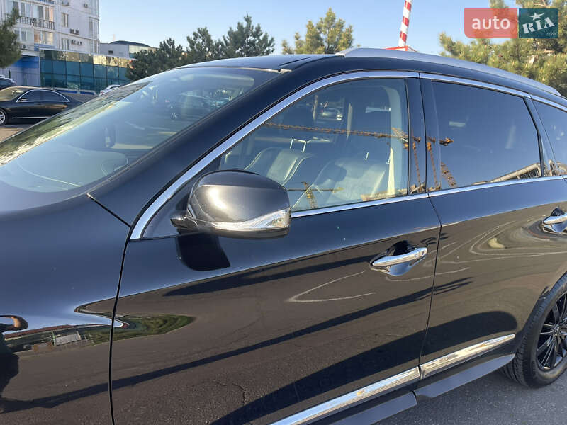 Внедорожник / Кроссовер Infiniti QX60 2018 в Одессе