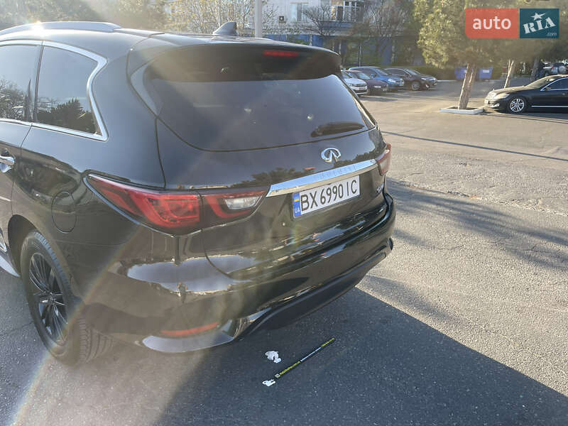 Внедорожник / Кроссовер Infiniti QX60 2018 в Одессе