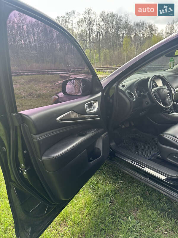 Внедорожник / Кроссовер Infiniti QX60 2016 в Ивано-Франковске