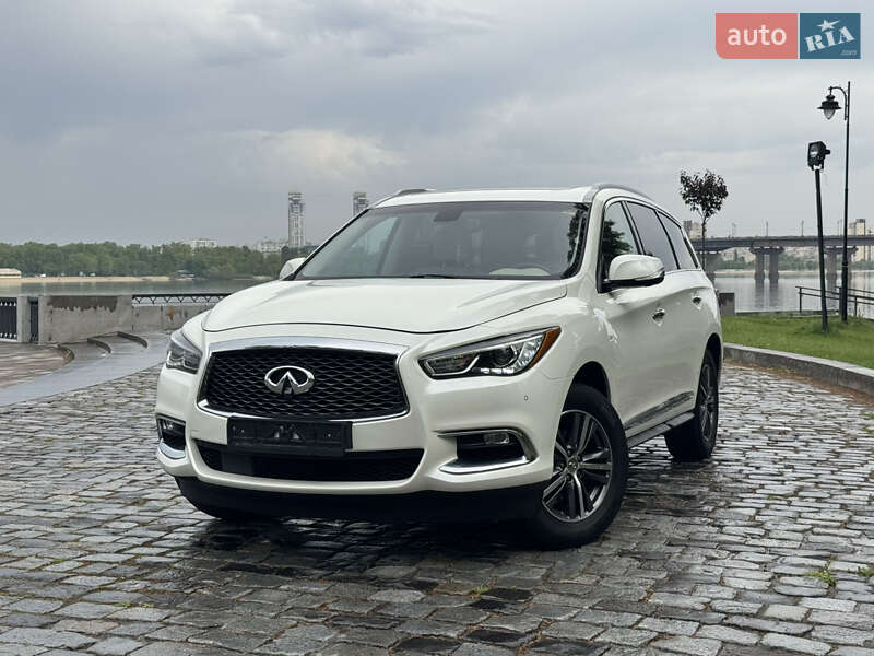 Внедорожник / Кроссовер Infiniti QX60 2018 в Киеве