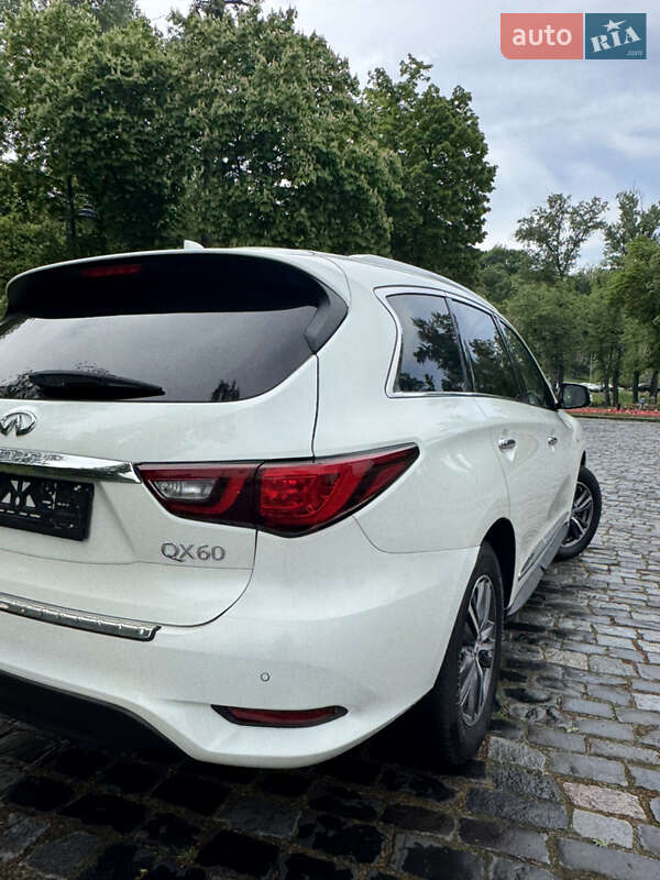 Внедорожник / Кроссовер Infiniti QX60 2018 в Киеве