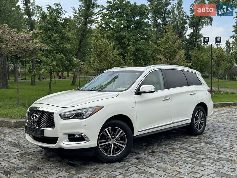 Внедорожник / Кроссовер Infiniti QX60 2018 в Киеве