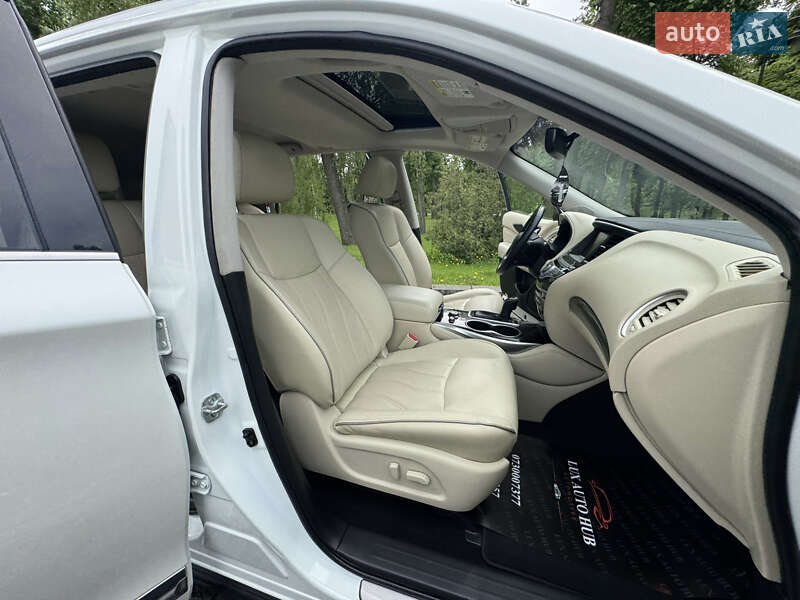 Внедорожник / Кроссовер Infiniti QX60 2018 в Киеве