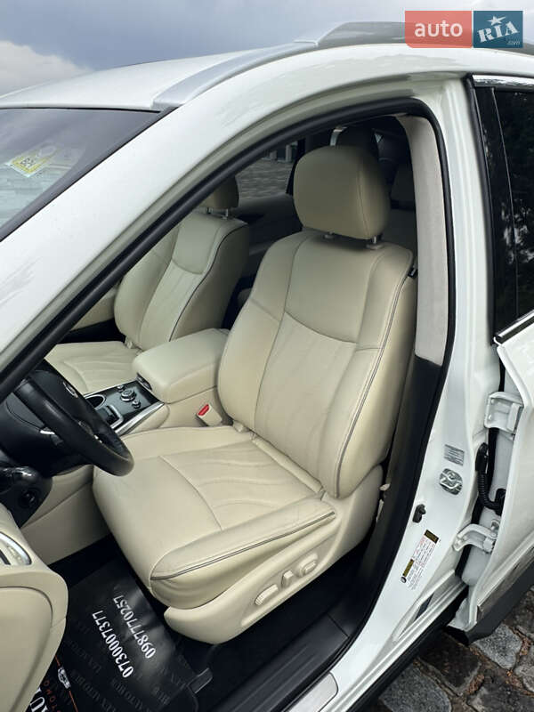Внедорожник / Кроссовер Infiniti QX60 2018 в Киеве