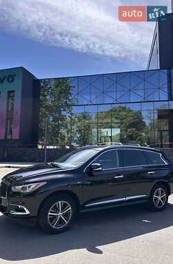 Внедорожник / Кроссовер Infiniti QX60 2018 в 