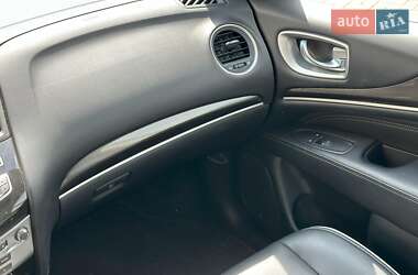 Позашляховик / Кросовер Infiniti QX60 2020 в 