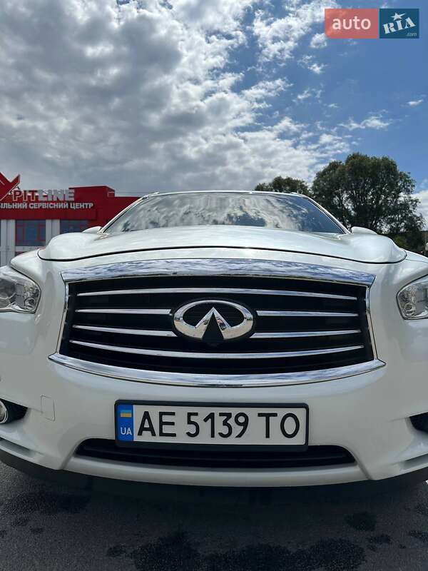 Позашляховик / Кросовер Infiniti QX60 2015 в Дніпрі