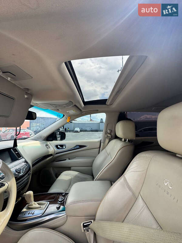 Позашляховик / Кросовер Infiniti QX60 2013 в Києві