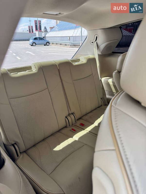 Позашляховик / Кросовер Infiniti QX60 2013 в Києві