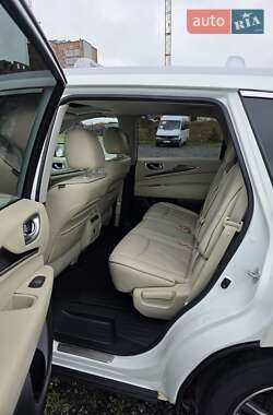 Внедорожник / Кроссовер Infiniti QX60 2016 в 