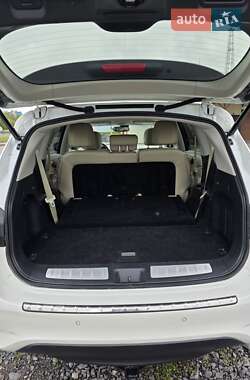 Внедорожник / Кроссовер Infiniti QX60 2016 в 