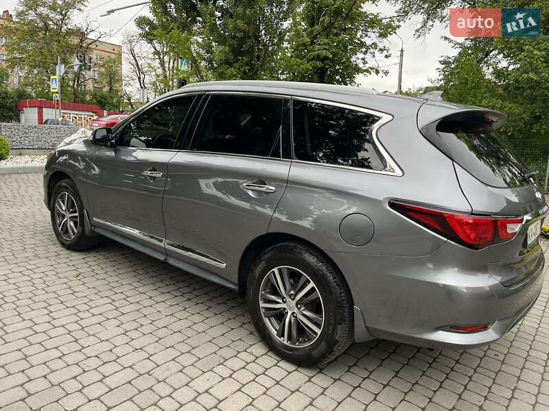 Внедорожник / Кроссовер Infiniti QX60 2017 в Хмельницком