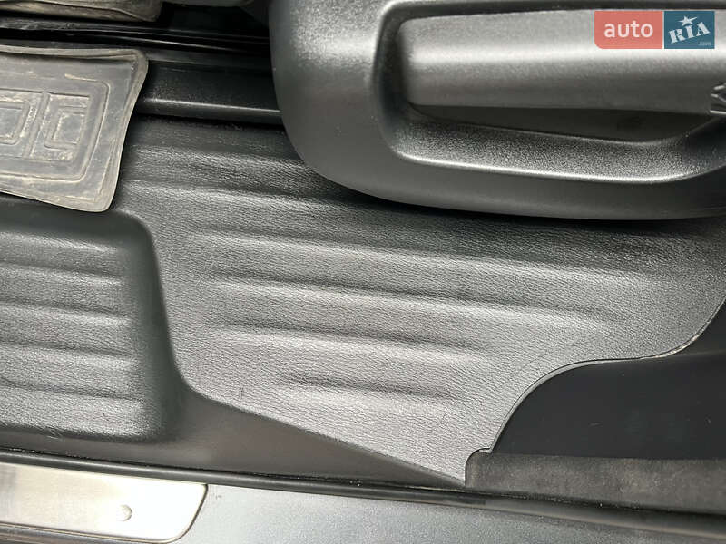 Внедорожник / Кроссовер Infiniti QX60 2017 в Хмельницком