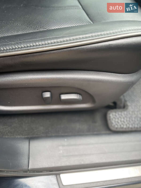 Внедорожник / Кроссовер Infiniti QX60 2015 в Ковеле