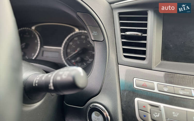 Внедорожник / Кроссовер Infiniti QX60 2020 в Мукачево